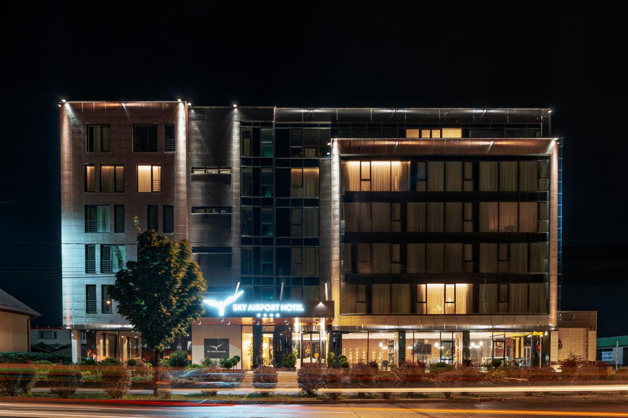 Sky Airport Hotel Cluj-Napoca Ngoại thất bức ảnh