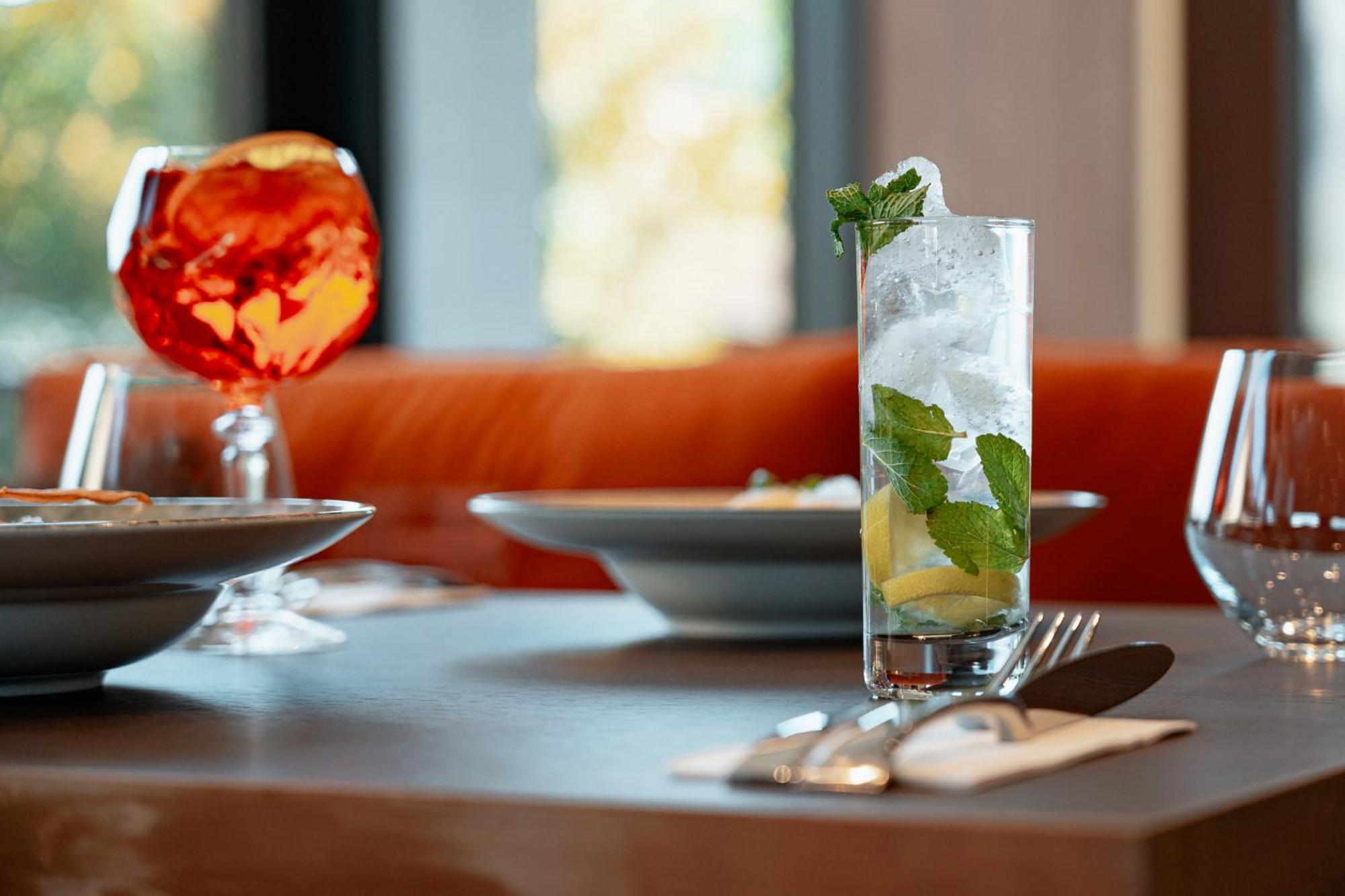 Sky Airport Hotel Cluj-Napoca Ngoại thất bức ảnh