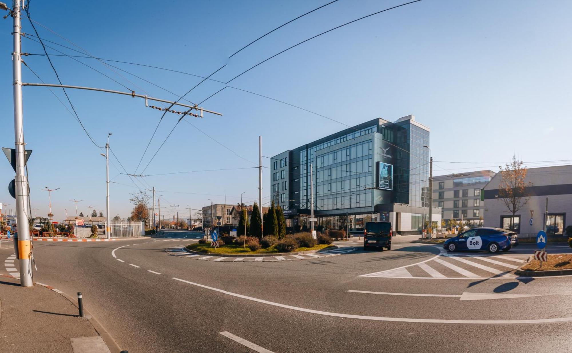 Sky Airport Hotel Cluj-Napoca Ngoại thất bức ảnh
