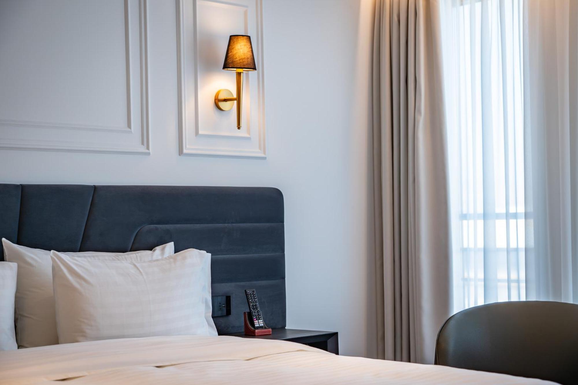 Sky Airport Hotel Cluj-Napoca Ngoại thất bức ảnh