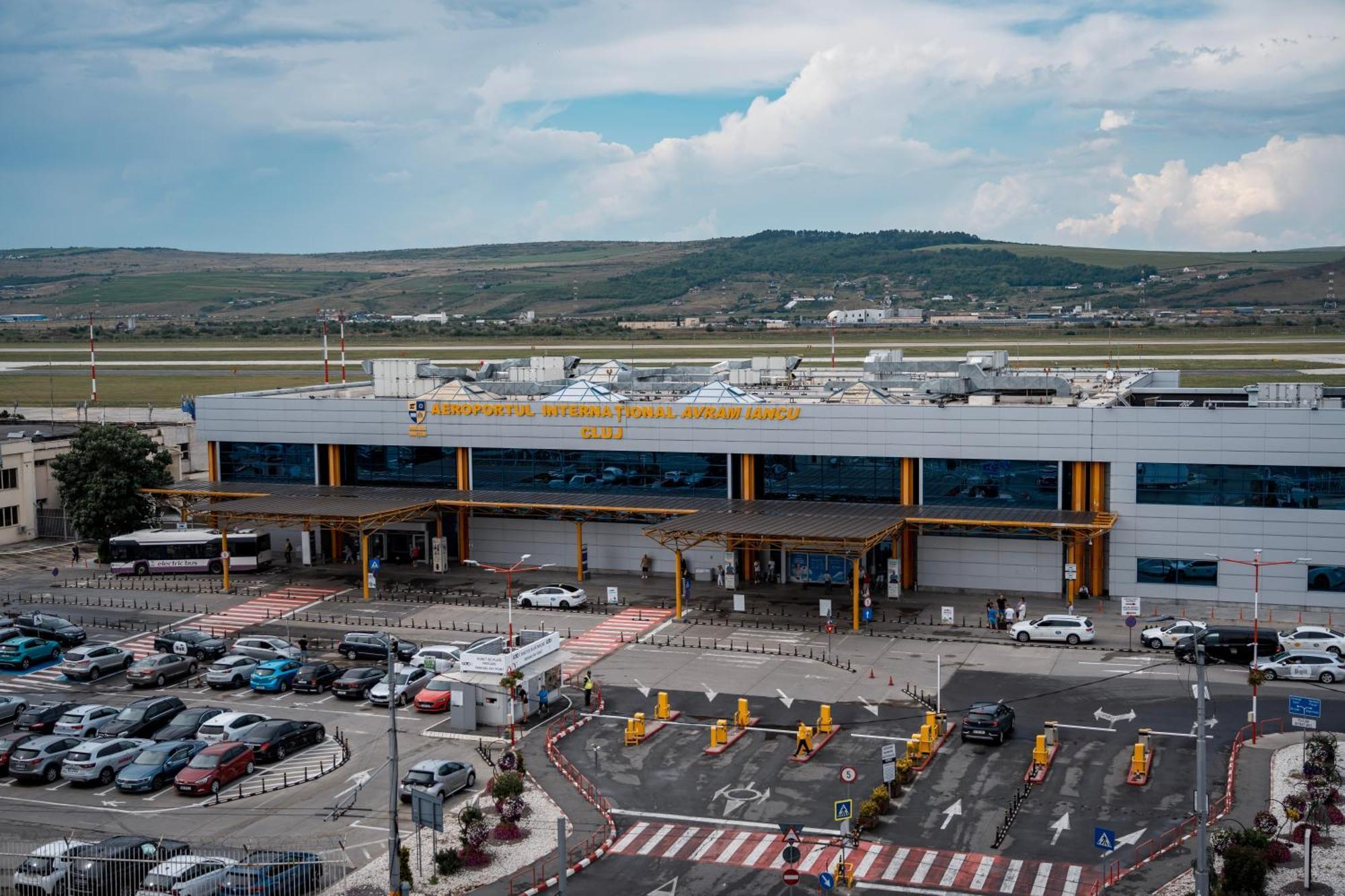 Sky Airport Hotel Cluj-Napoca Ngoại thất bức ảnh